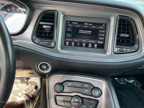Used 2023 Dodge Challenger SXT RWD image 11