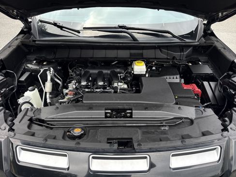 Used 2023 Nissan Pathfinder Rock Creek AWD/4WD image 33
