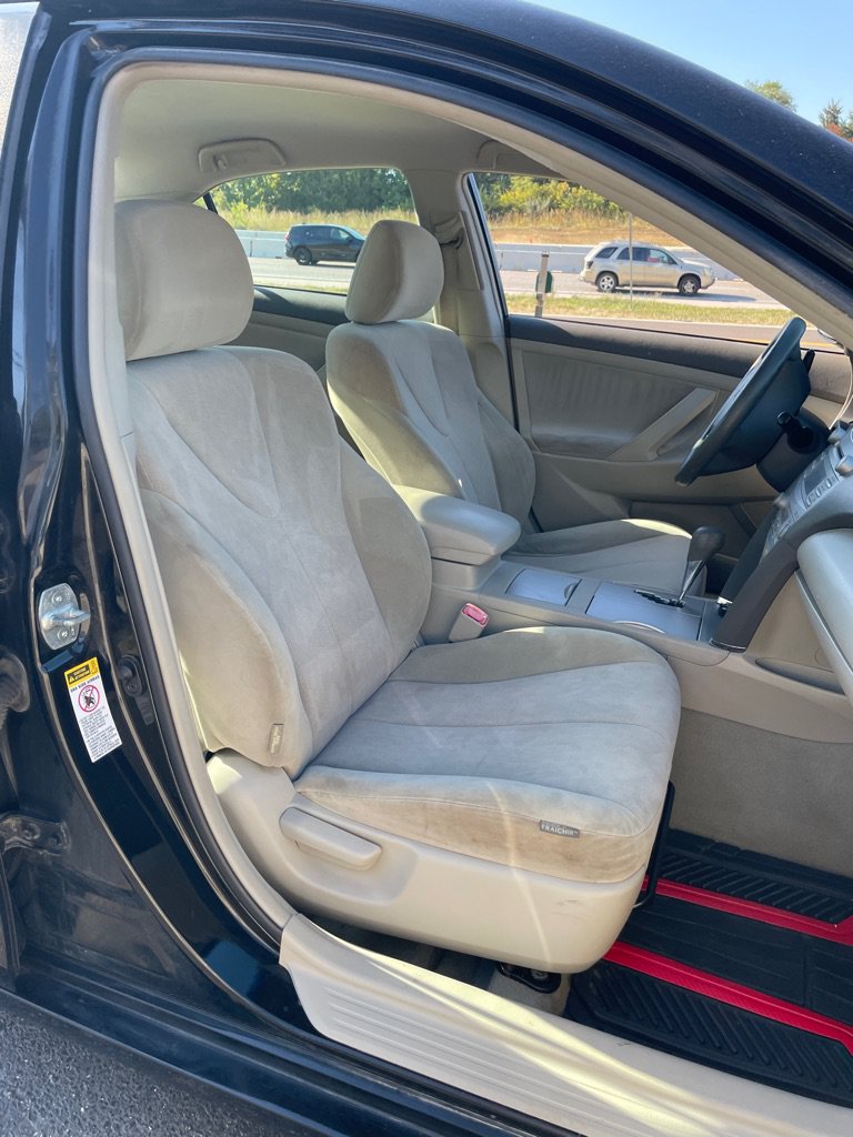 Used 2010 Toyota Camry Hybrid FWD image 22