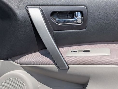 Used 2010 Nissan Rogue S w/ 360 Degree Value Pkg image 26