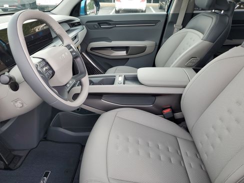 New 2026 Kia EV9 Wind image 16