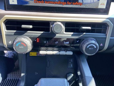 Used 2024 Toyota Tacoma TRD Sport w/ TRD Sport Upgrade Package image 23