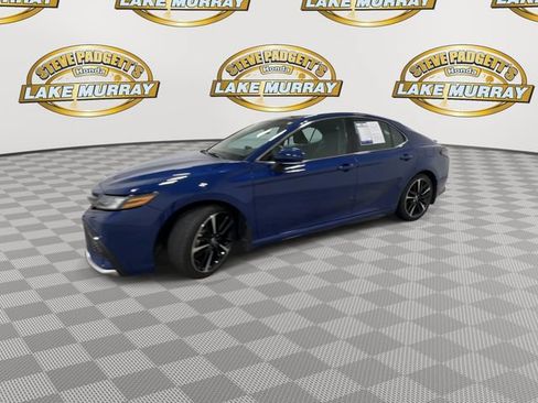 Used 2023 Toyota Camry XSE FWD image 7