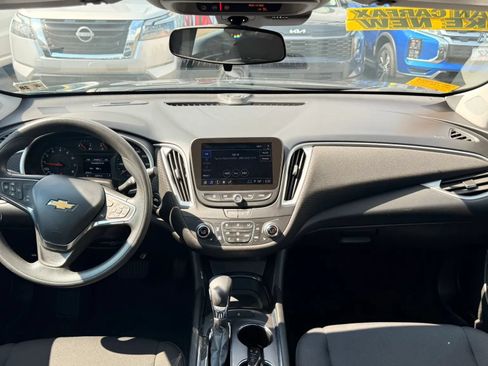 Used 2023 Chevrolet Malibu LT FWD image 14