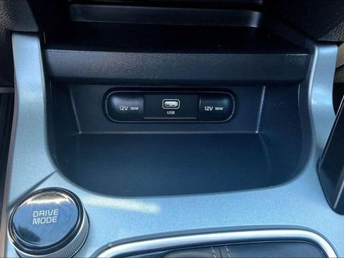 Certified 2026 Kia Seltos LX FWD image 16