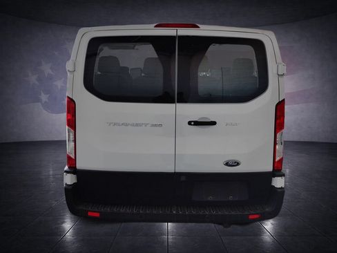 Used 2021 Ford Transit 350 XLT RWD image 4