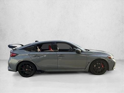 Used 2024 Honda Civic Type R image 4