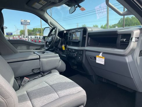 New 2026 Ford F250 XL w/ STX Appearance Package AWD/4WD image 11