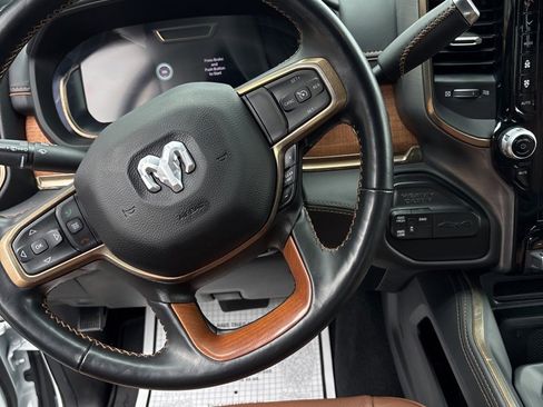 Used 2024 RAM 2500 Limited image 11