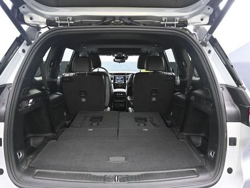 Used 2023 Jeep Grand Cherokee L Laredo AWD/4WD image 33
