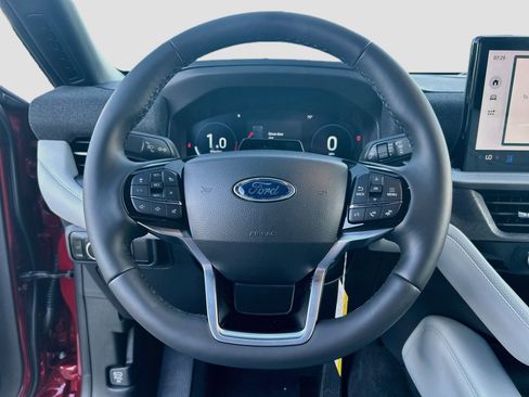 New 2027 Ford Explorer Platinum AWD/4WD image 7