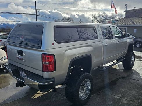 Used 2016 GMC Sierra 2500 SLE w/ SLE Preferred Package image 3
