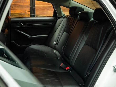 Used 2022 Honda Accord Sport Special Edition image 9