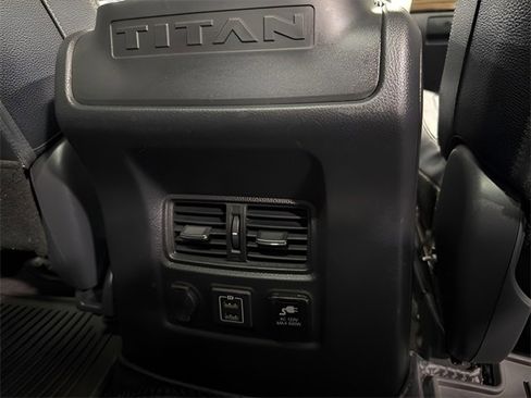 Used 2020 Nissan Titan SL w/ Moonroof Package image 37