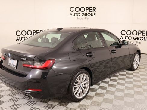 Used 2023 BMW 330i xDrive Sedan AWD/4WD image 22