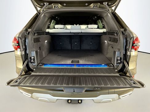New 2026 BMW X5 xDrive50e w/ Premium Package image 28