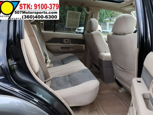 Used 2001 Nissan Pathfinder SE image 15