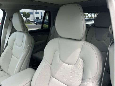 New 2026 Volvo XC90 T8 Ultra w/ Protection Package Premier AWD/4WD image 15