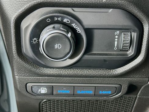 Used 2024 Jeep Wrangler Unlimited AWD/4WD image 16