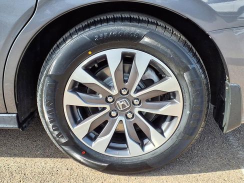 Certified 2023 Honda Odyssey EX-L image 8