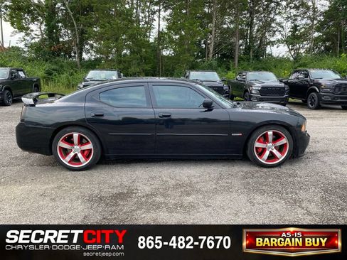 Used 2007 Dodge Charger SRT8 RWD image 4