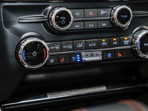 Used 2025 Ford F150 Raptor image 67