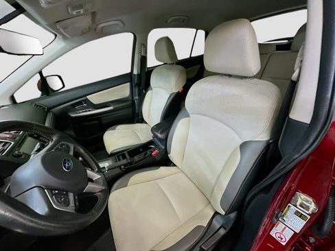 Used 2017 Subaru Crosstrek 2.0i Premium image 13