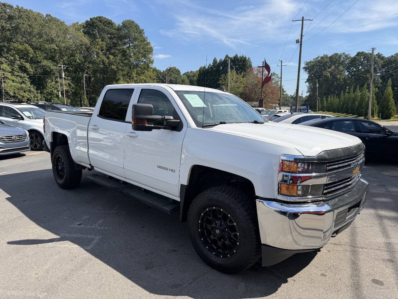 Used 2018 Chevrolet Silverado 2500 LT AWD/4WD image 3