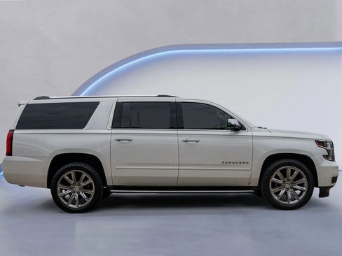 Used 2018 Chevrolet Suburban Premier w/ Max Trailering Package image 9