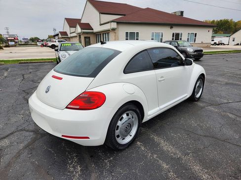 Used 2014 Volkswagen Beetle 2.5 image 8