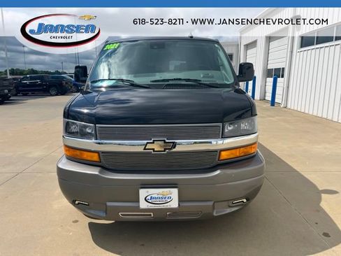 Used 2021 Chevrolet Express 2500 LS w/ Enhanced Convenience Package RWD image 2