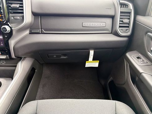 New 2026 RAM 1500 Big Horn AWD/4WD image 17