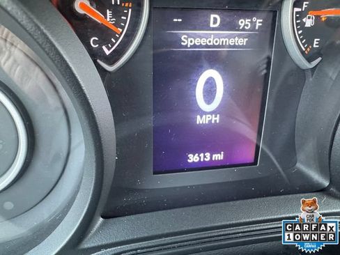 Used 2025 Jeep Wrangler Unlimited Sport AWD/4WD image 13