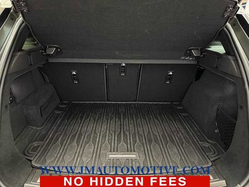 Used 2022 Land Rover Range Rover Evoque R-Dynamic SE image 16