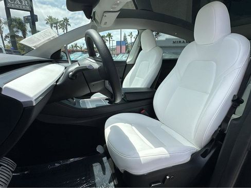 Used 2024 Tesla Model Y Performance AWD/4WD image 8