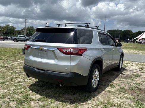 Used 2019 Chevrolet Traverse LT FWD image 7