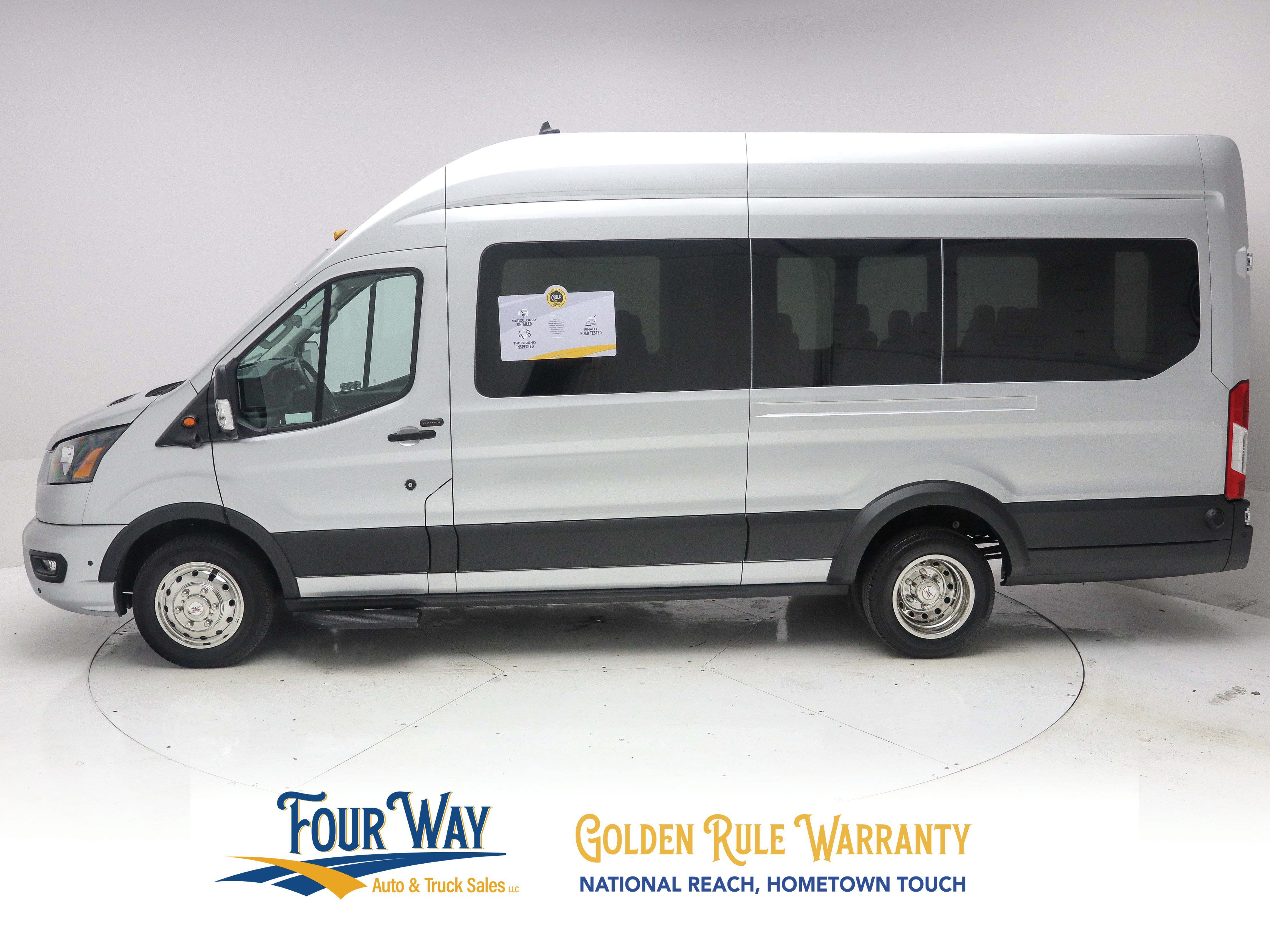 Used 2024 Ford Transit 350 XLT RWD image 7
