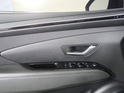 Used 2022 Hyundai Tucson Limited image 8