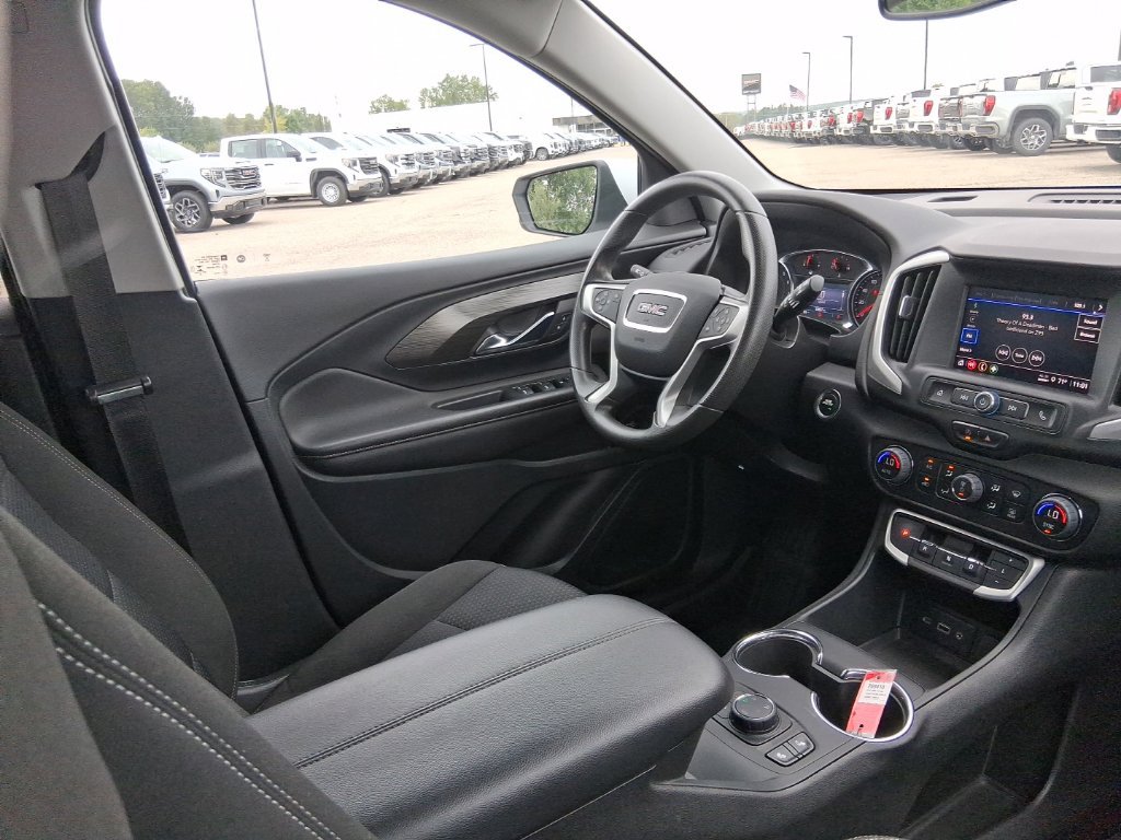 Used 2022 GMC Terrain SLE w/ Driver Convenience Package AWD/4WD image 15