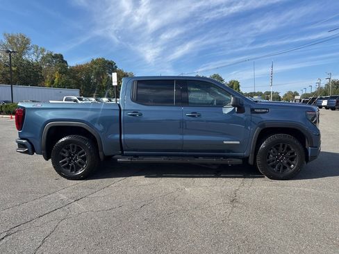 New 2026 GMC Sierra 1500 Elevation image 7
