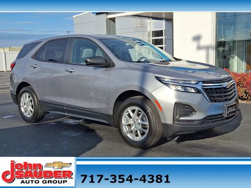 Used 2024 Chevrolet Equinox LS w/ LS Convenience Package image 1