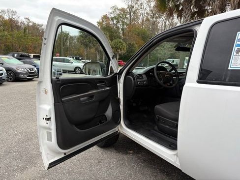 Used 2010 Chevrolet Tahoe LS w/ Skid Plate Package image 11