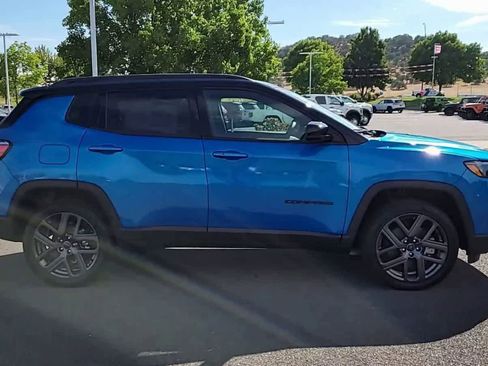 New 2025 Jeep Compass Limited w/ Sun & Sound Group image 9