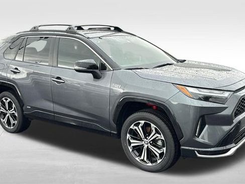 Used 2023 Toyota RAV4 XSE w/ Weather Package AWD/4WD image 32