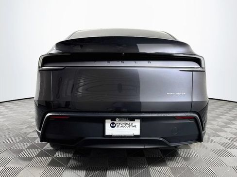Used 2026 Tesla Model Y AWD image 6