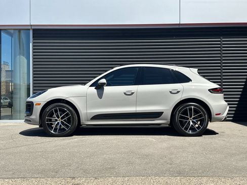 Certified 2025 Porsche Macan S AWD/4WD image 2