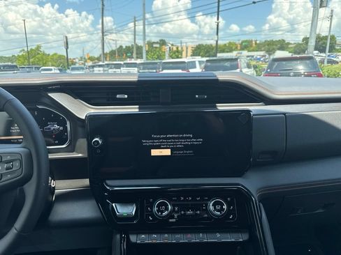 New 2026 GMC Sierra 1500 AT4 w/ AT4 Premium Package AWD/4WD image 23