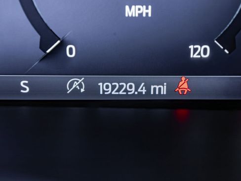 Used 2024 Ford F150 Platinum w/ Equipment Group 702A High AWD/4WD image 22