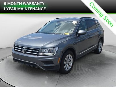 Used 2018 Volkswagen Tiguan SE w/ 3rd Row Seat Package