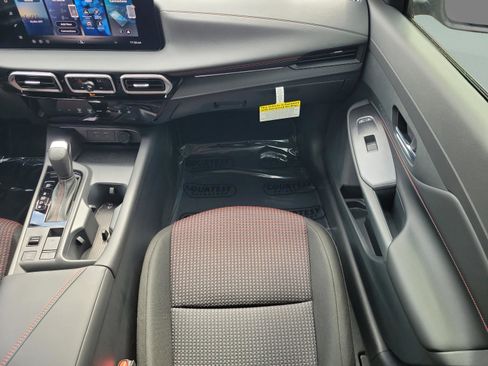 New 2026 Nissan Sentra SR image 12